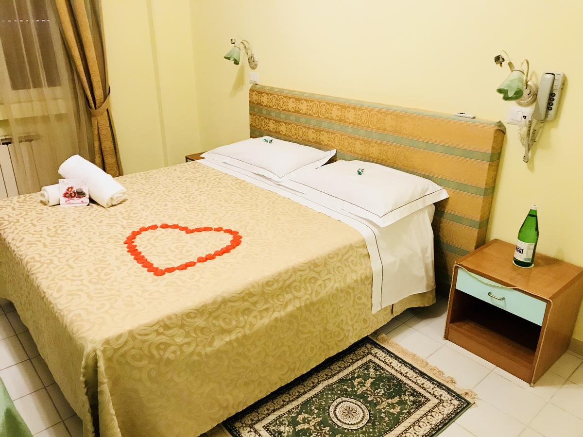Hotel Astoria & Ninfea Spa Fiuggi Kültér fotó