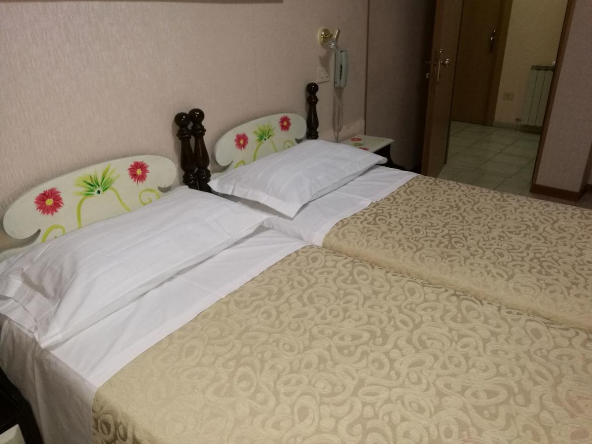 Hotel Astoria & Ninfea Spa Fiuggi Kültér fotó